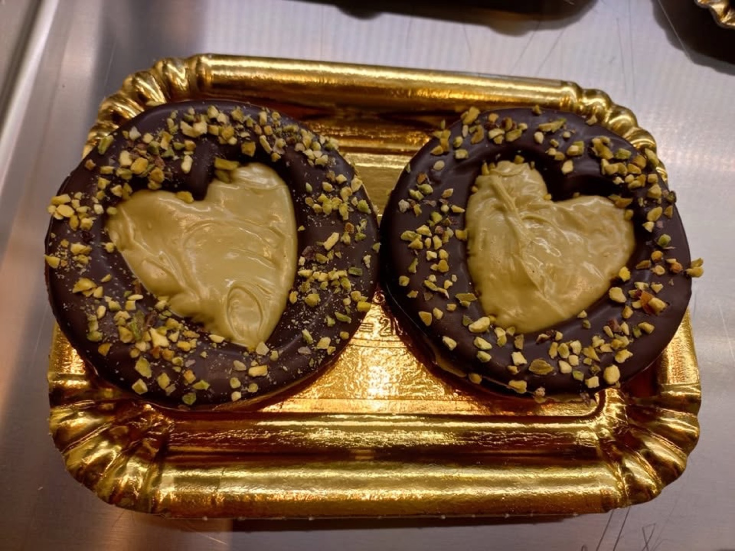 Praline al pistacchio ricoperte di cioccolato
